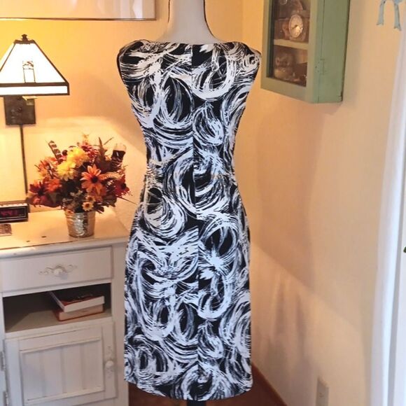 Suite 7 Satin Dress - Picture 5 of 11